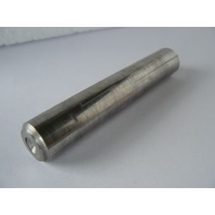 Tyč kruhová 16,60 - 1.3505 zbytek dlouhý   50+5 Zbytek kruhové tyče 16,6 x 50+5 mm z ložiskové oceli 1.3505 (100Cr6+AC) podobné 14 109 dle ČSN, povrch h11 loupaný