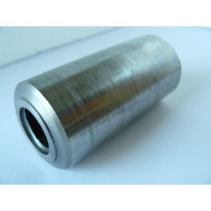 Trubka kr. 36,00x9,20 - 1.3505 zbytek dlouhý  70+5 Zbytek kruhové trubky 36 x 9,2 - 70+5 mm z ložiskové oceli 1.3505 (100Cr6+AC) podobné 14 109 dle ČSN, povrch h11 broušený nebo loupaný, tolerance tloušťky stěny ±8%