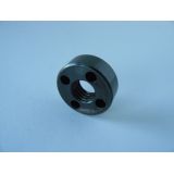 VLM 053/14 Matice černěná Matice kruhová M10, válcový povrch pr.22x8, čelo matice se čtyřmi otvory pr. 4x5 mm. Černěno.